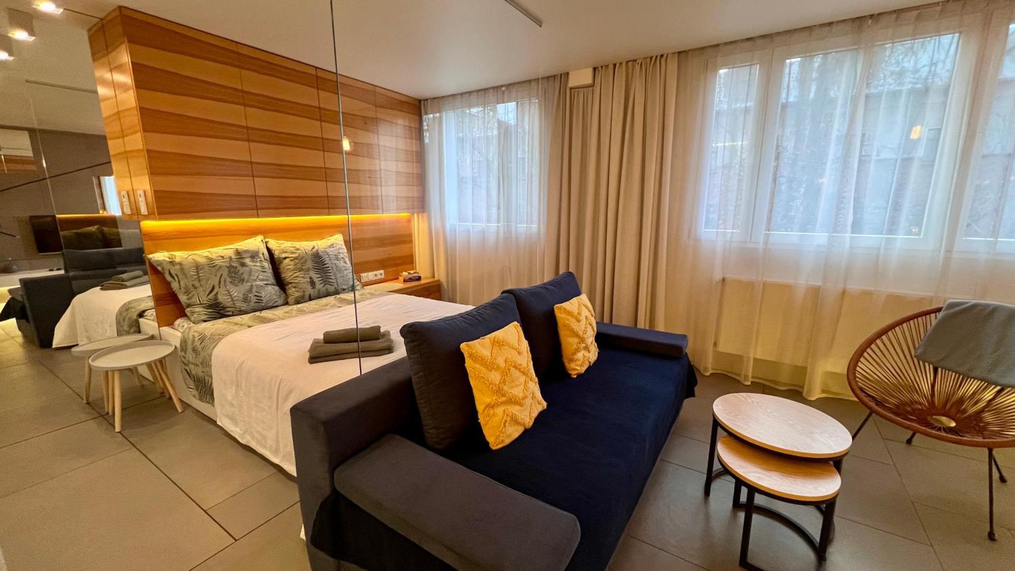 Modzelewskiego, Metro Wierzbno, Free Parking, 100mbps Wi-fi, Remote-ready Warsaw